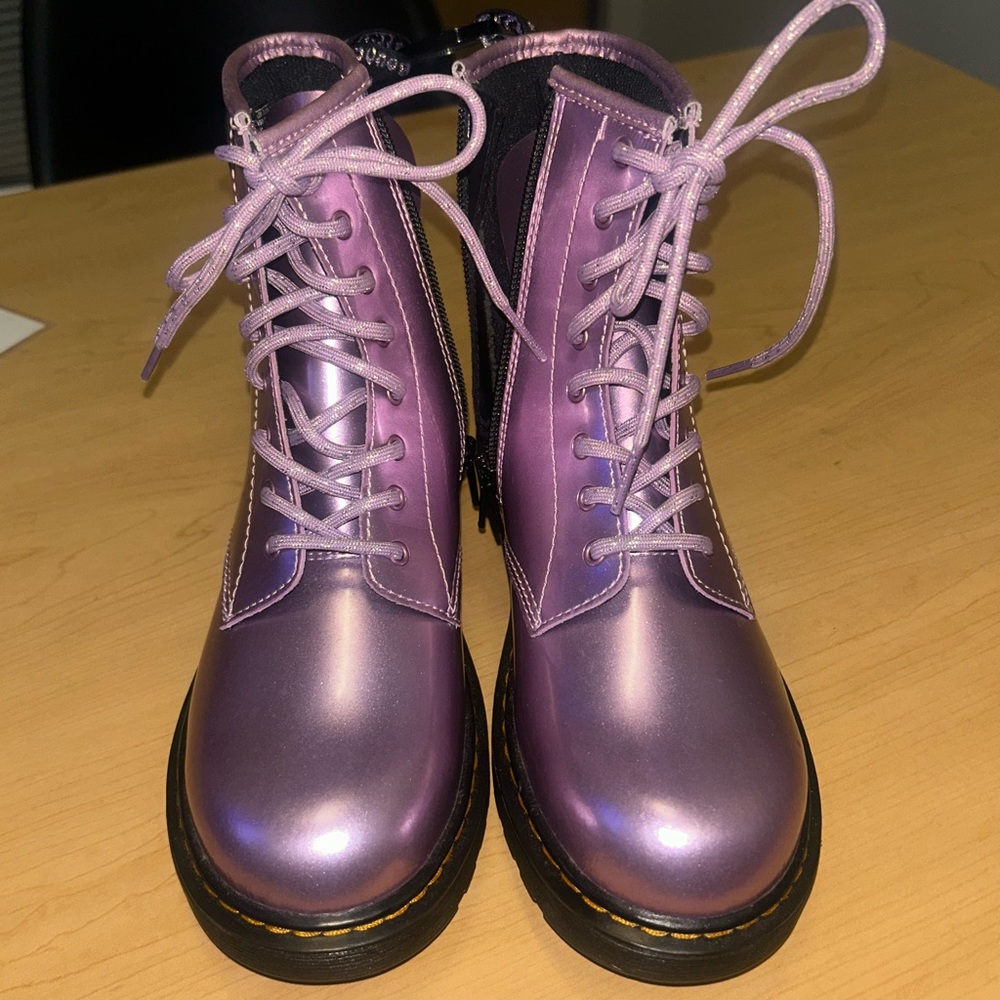 Dr Martens 1460Y Boots Iridescent Kids Youth Size 5 (Women’s 7) NWOT